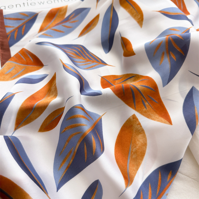 Luxury Brand Print 70cm Square - Women Fashion Necktie 评论和价格